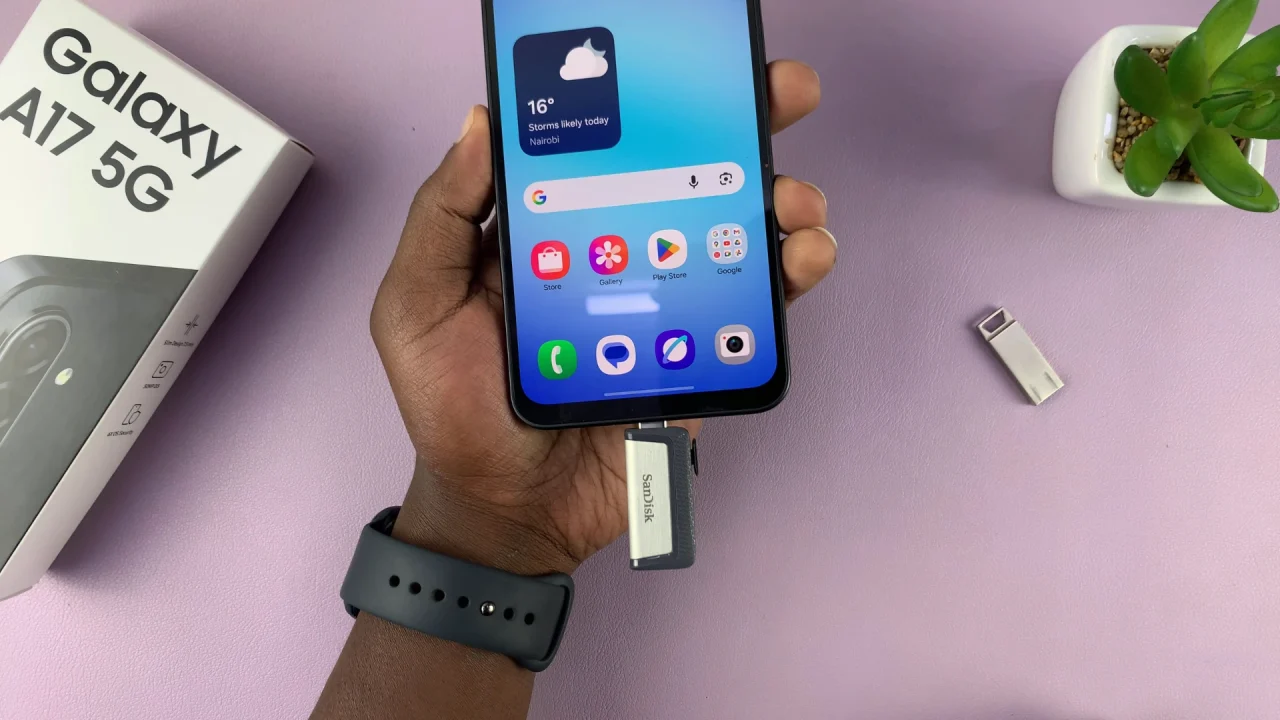 How To Connect USB-C Flash Drive To Samsung Galaxy A17 5G