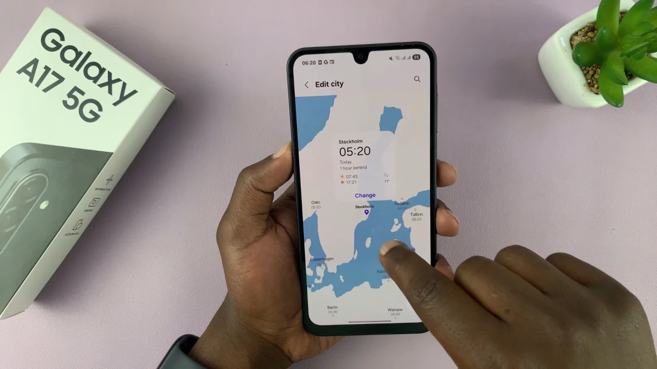Customize Dual Clock Widget On Galaxy A17 5G