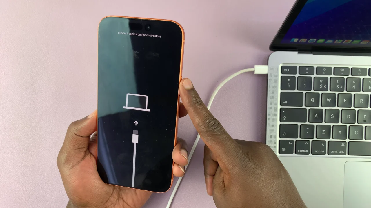 How To Exit Recovery Mode On iPhone 17 & 17 Pro