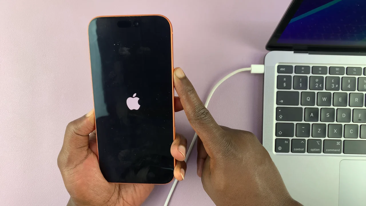 Exit Recovery Mode On iPhone 17 & 17 Pro