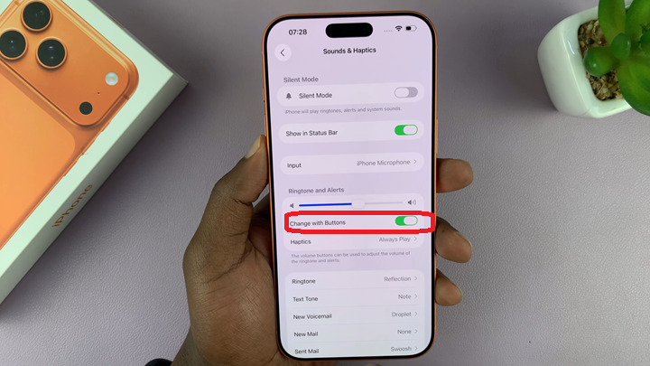 How To Adjust Ringtone Volume With Buttons On iPhone 17 & 17 Pro