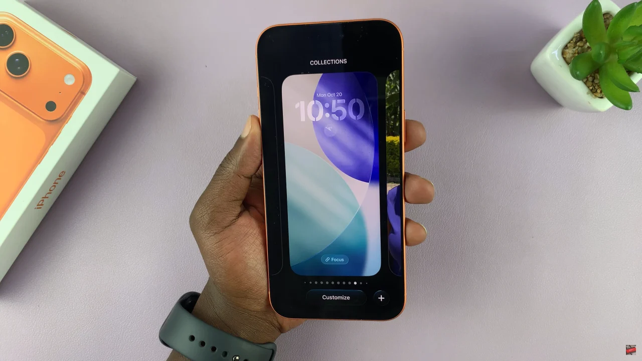 How To Change Lock Screen Clock On iPhone 17