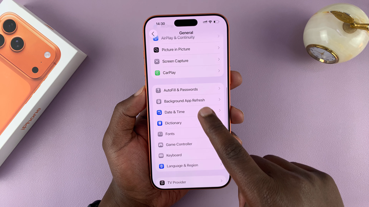 How To Change System Clock Between 24Hr / 12Hr Format On iPhone 17 / 17 Pro