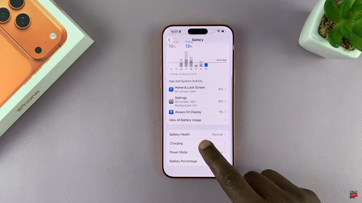 How To Charge iPhone 17 / 17 Pro To 100%
