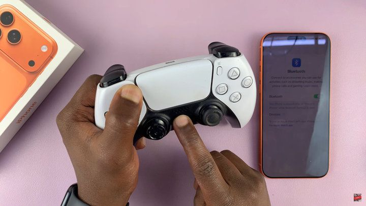 How To Connect PS5 Controller To iPhone 17 / 17 Pro