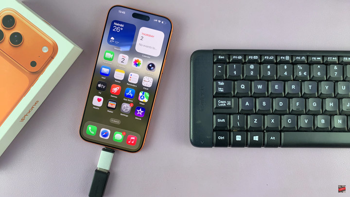 How To Connect Wireless Keyboard To iPhone 17 / 17 Pro