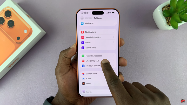 How To Disable Emergency SOS Button Combo On iPhone 17 / 17 Pro