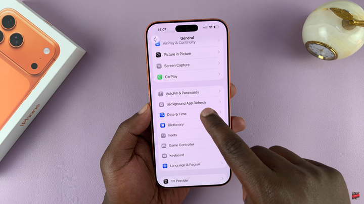 How To Enable / Disable Background App Refresh On iPhone 17 / 17 Pro