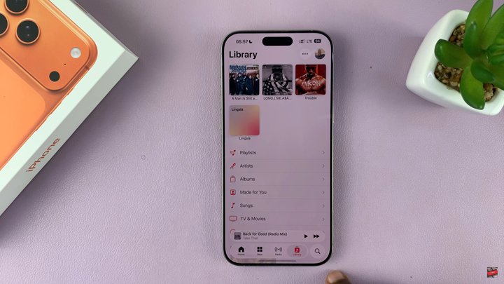 How To Pin Apple Music Songs & Albums On iPhone 17 & 17 Pro