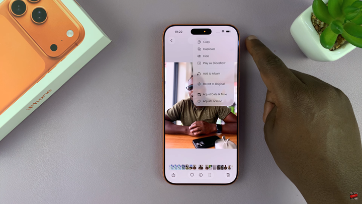 How To Remove Edits From a Photo On iPhone 17 Pro