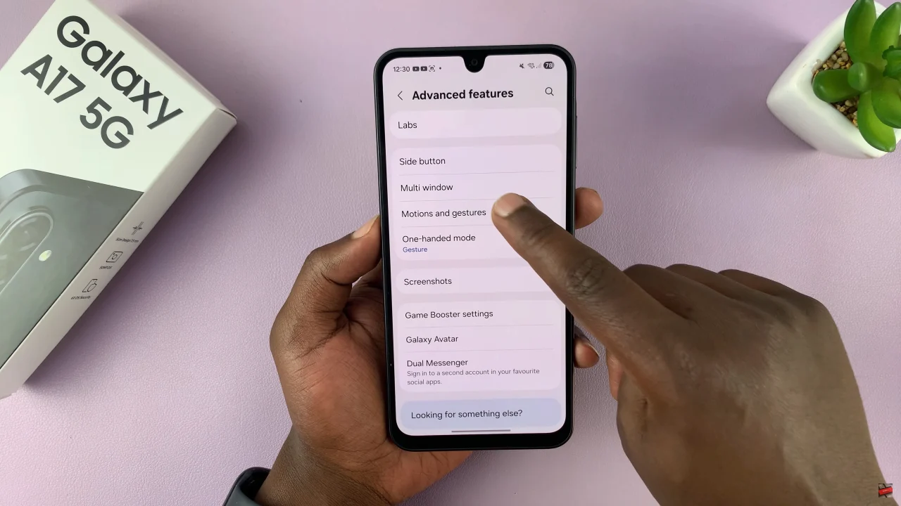 How To Take Screenshots With Palm Swipe On Samsung Galaxy A17 5G