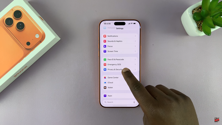 How To Turn On Location On iPhone 17 & 17 Pro