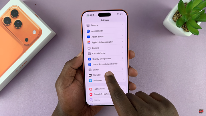 How To Turn On Standby Mode On iPhone 17 & 17 Pro