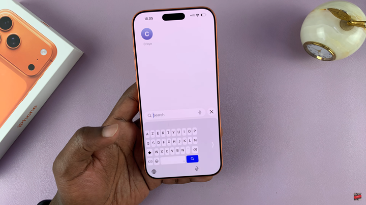 How To Use One Handed Keyboard On iPhone 17 or 17 pro