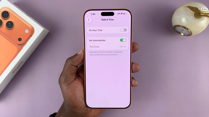 How To Change System Clock Between 24Hr / 12Hr Format On iPhone 17 / 17 Pro