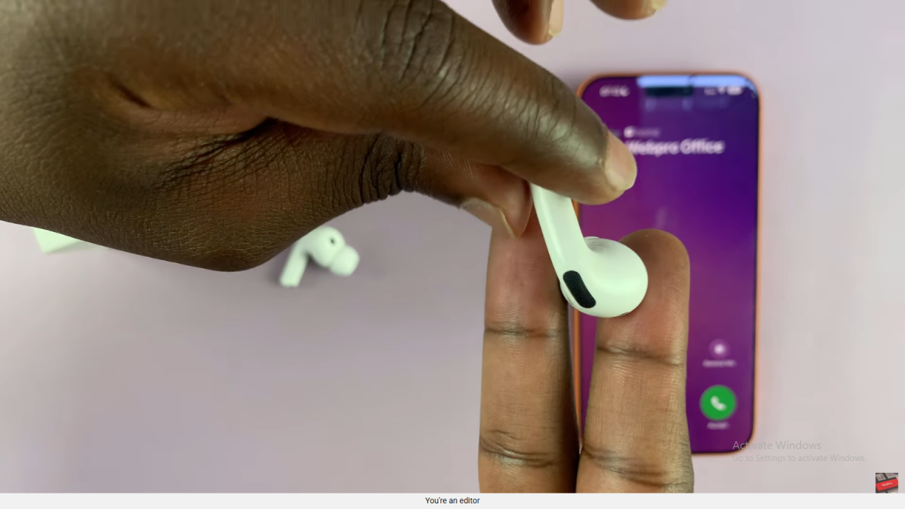 Answer, End & Reject Incoming Calls On Airpods Pro 3