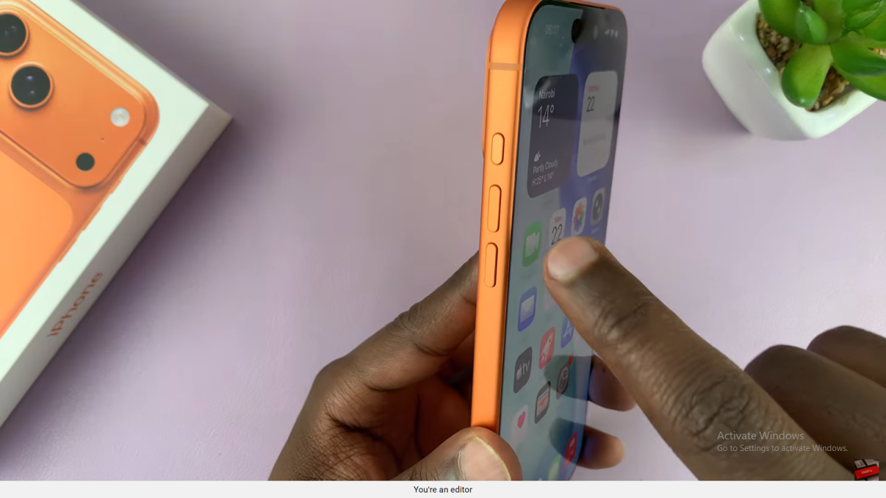 Force Restart iPhone 17 / 17 Pro