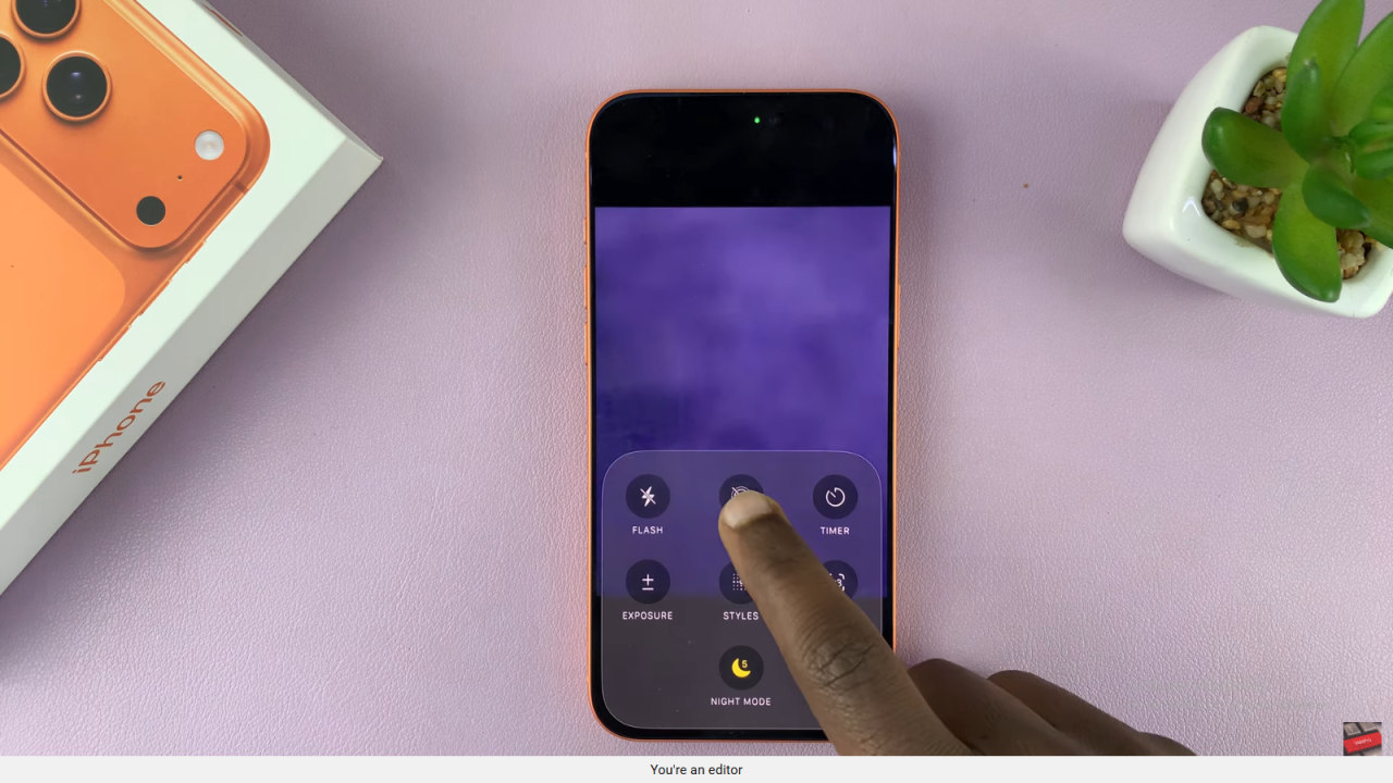 Turn Live Photos ON / OFF On iPhone 17 / 17 Pro