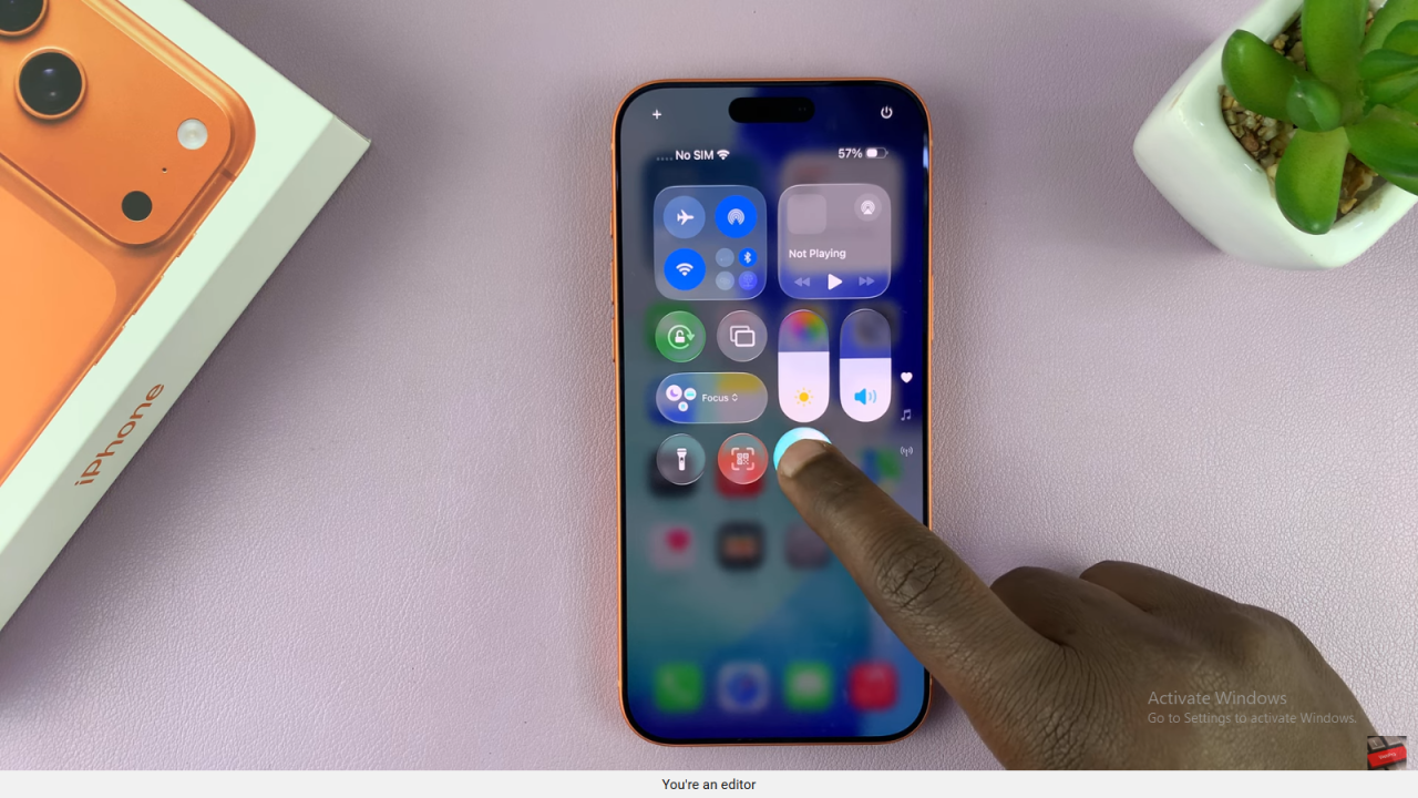Enable Microphone For Screen Recording On iPhone 17 / 17 Pro