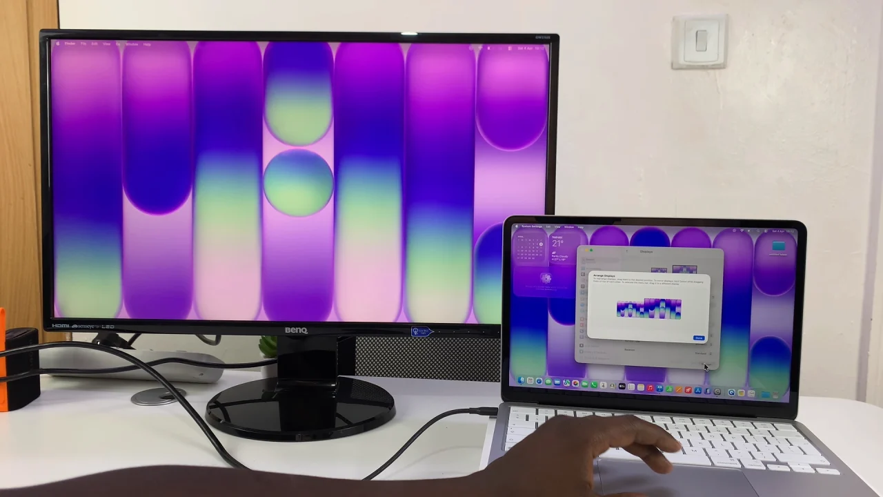 How To Re-arrange Extended Display On MacBook Neo