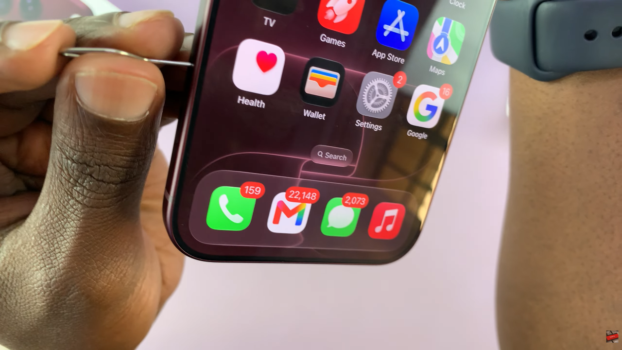 Remove SIM Card From iPhone 18 Pro